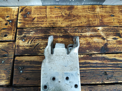 Кронштейн усилителя бампера левый MINI Hatch (F55/F56)  Б/У Оригинал 51117406389