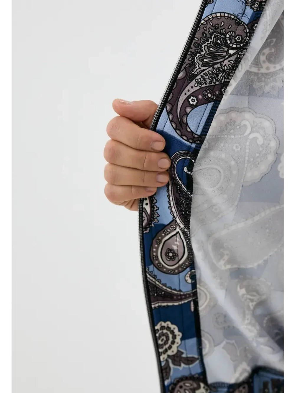 Бомбер весенний