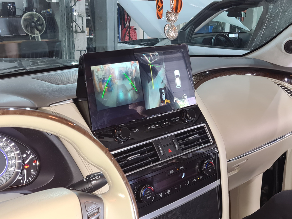 Магнитола для Infiniti QX80 / QX56 2010-2024, Nissan Patrol Y62 (поддержка Bose, 360 и мониторов) - Carmedia ZH-N1401 монитор 14", Android 12, 8/128Гб, CarPlay, 4 SIM-слот, беспроводная зарядка