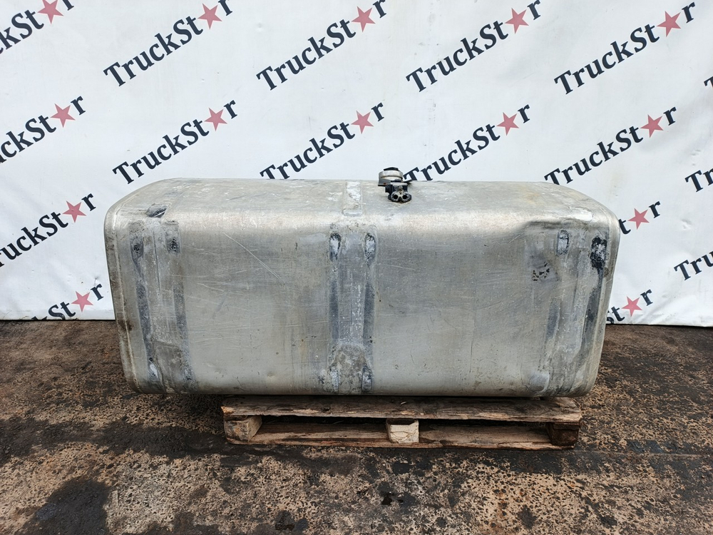Бак топливный 600L