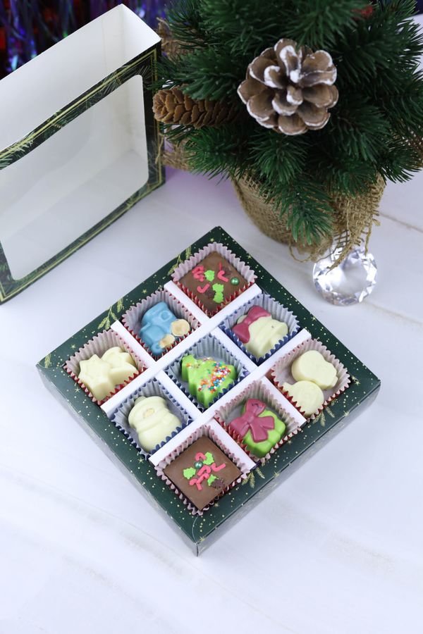 Набор 9 новогодних конфет