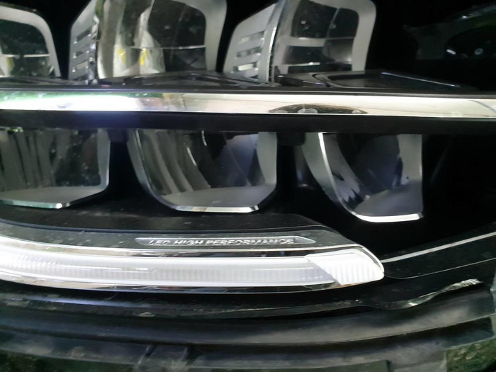 Фара правая Mercedes GLC X253 (19-22) LED