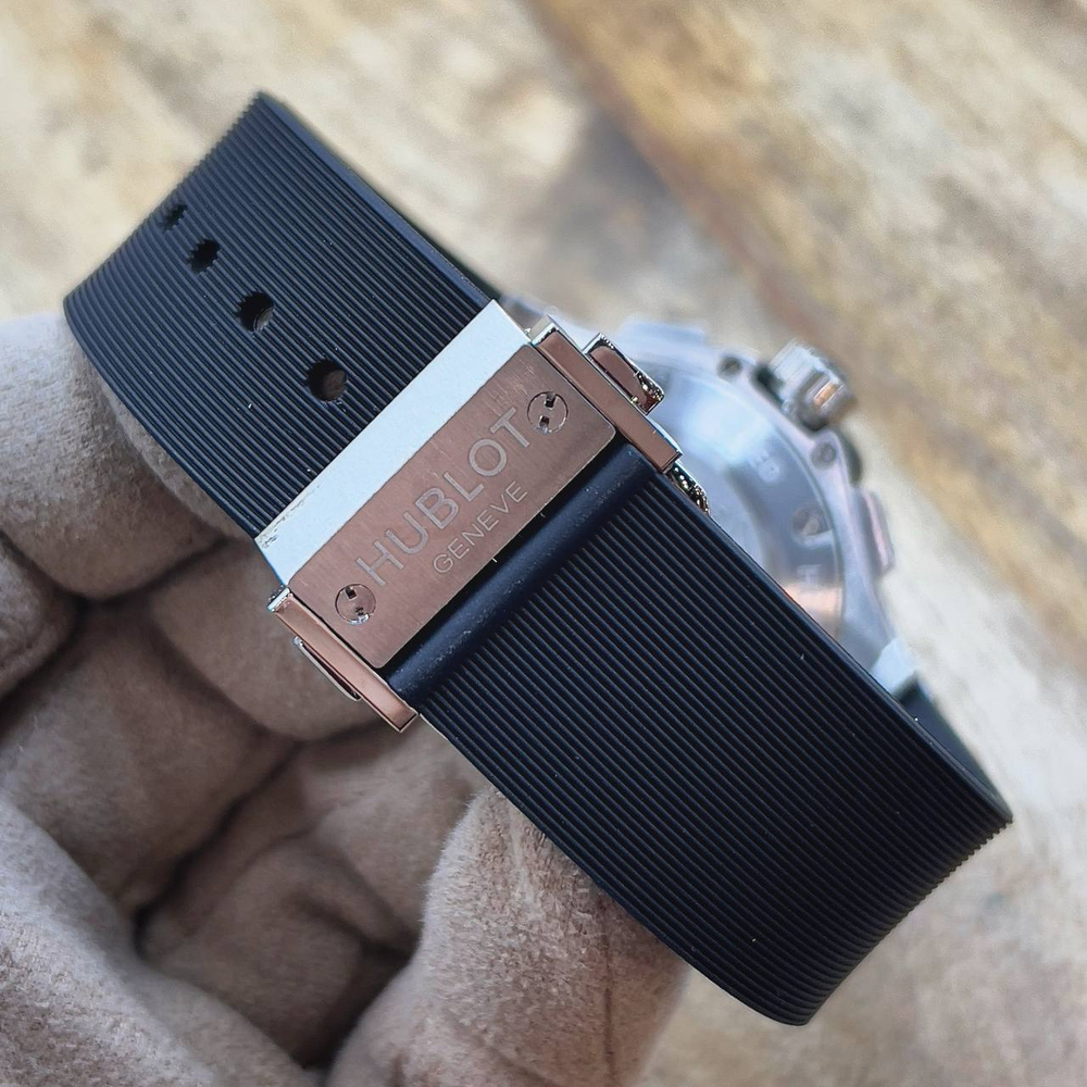 Часы Hublot