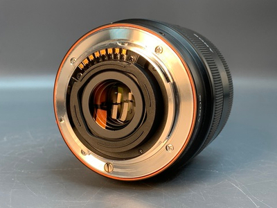 Sony 24-105mm f/3.5-4.5