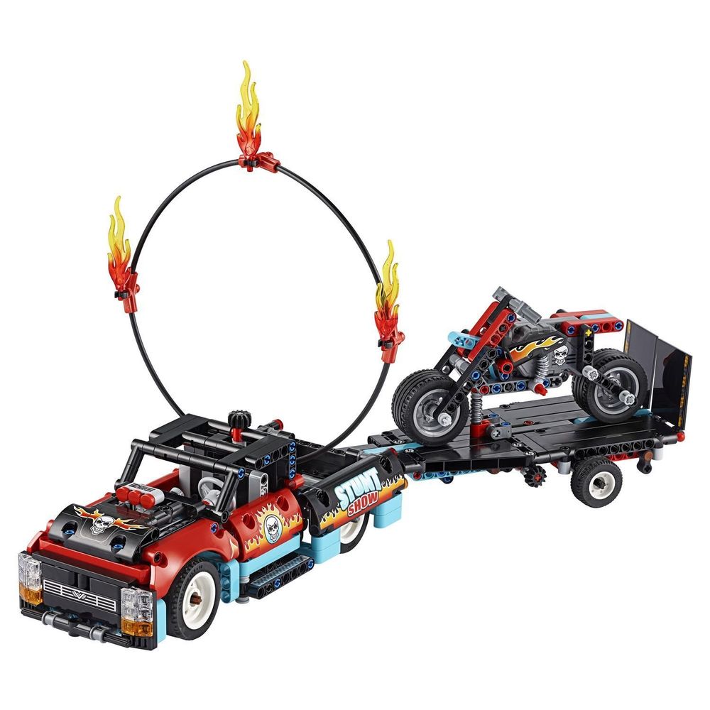 Шоу трюков на грузовиках и мотоциклах 2 в 1 Technic LEGO