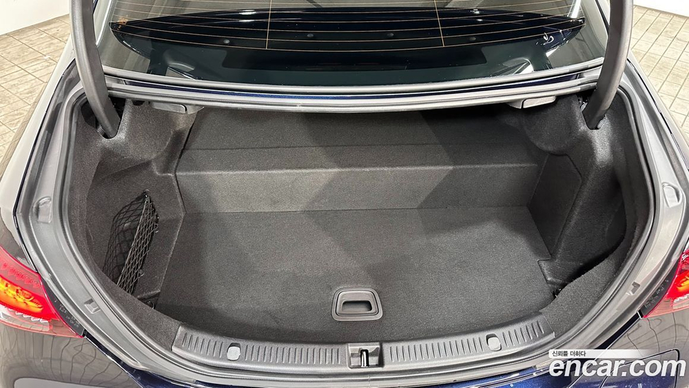 Mercedes-Benz E-Class W213 E300e 4MATIC Exclusive (12.2022)