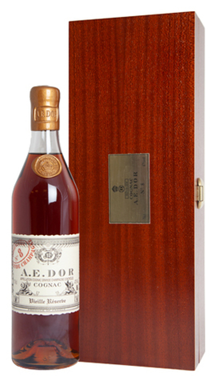 Коньяк A.E.DOR №8 п/уп (дерево), 0.7 л