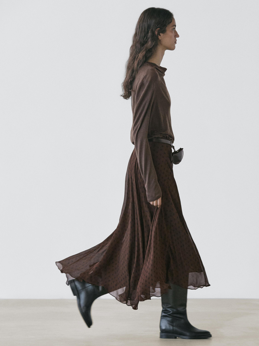 Massimo Dutti Расклешенная юбка миди в горошек, коричневый