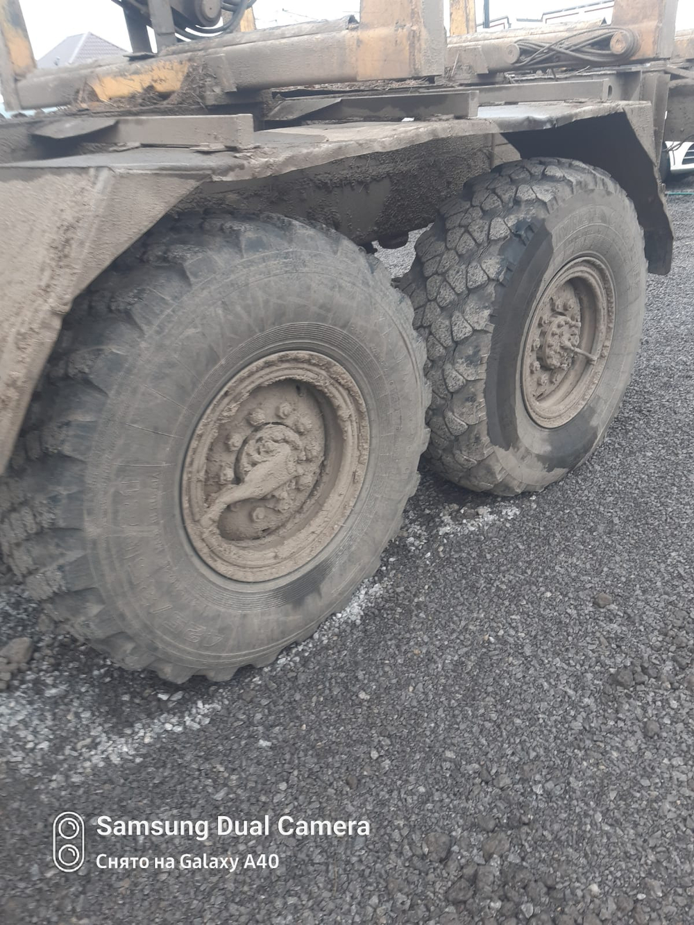 СКАТ 7953* на шасси КамАЗ 43118 6x6 Сортиментовоз с КМУ 7953В1 (Дизельный, 11,8 л, 300 л.с., МТ)