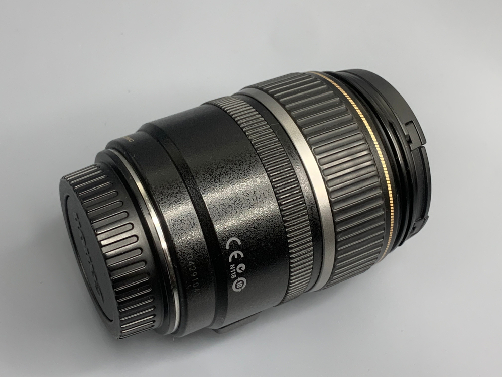 Canon EF-S 17-85mm IS USM пыль под линзой