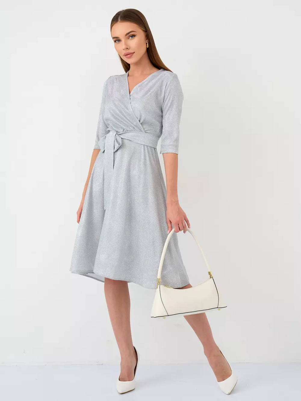 Платье вечернее блестящее