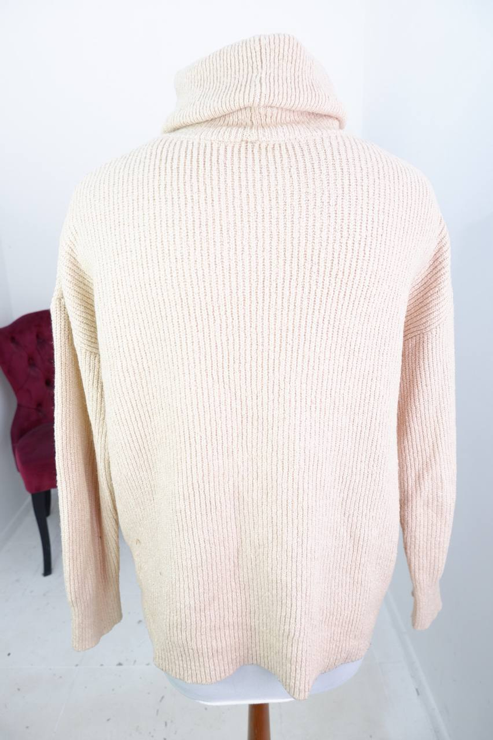 Свитер Zolla однотонный, маркировка ХS, визуально на 42 размер