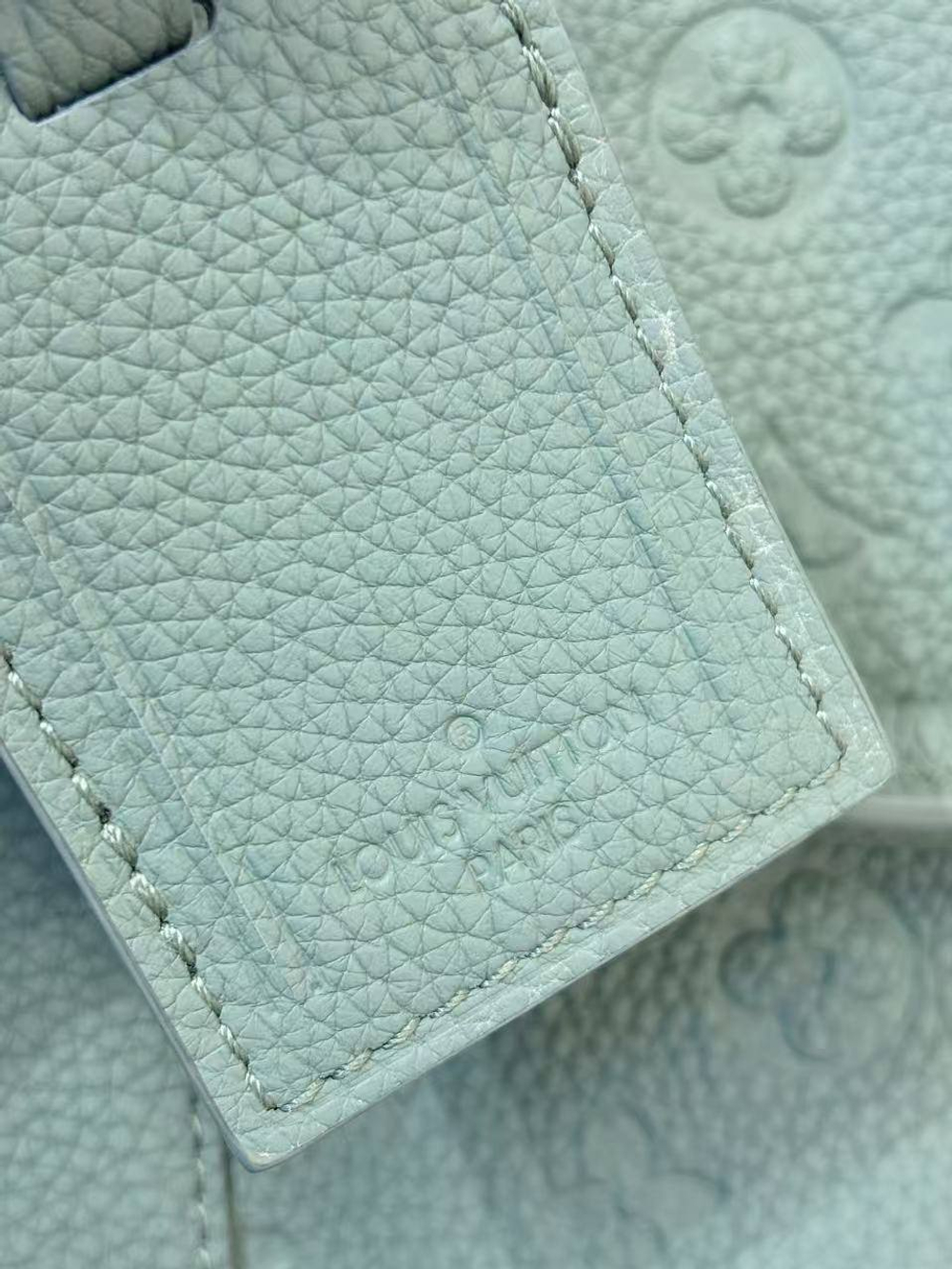 Сумка Louis Vuitton