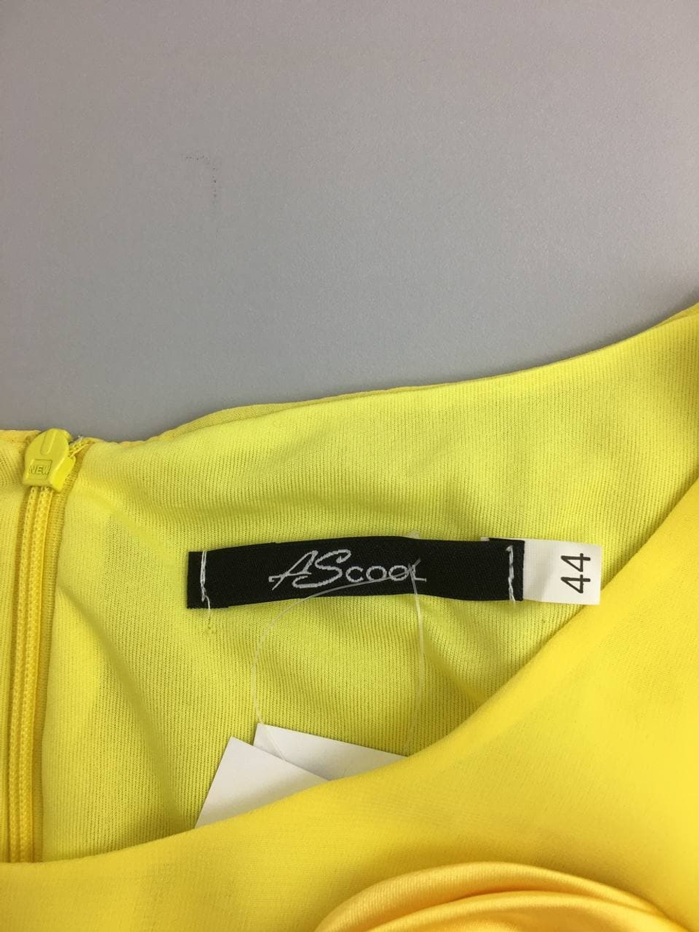 Платье ASCOOL яркое 44 размер, новое