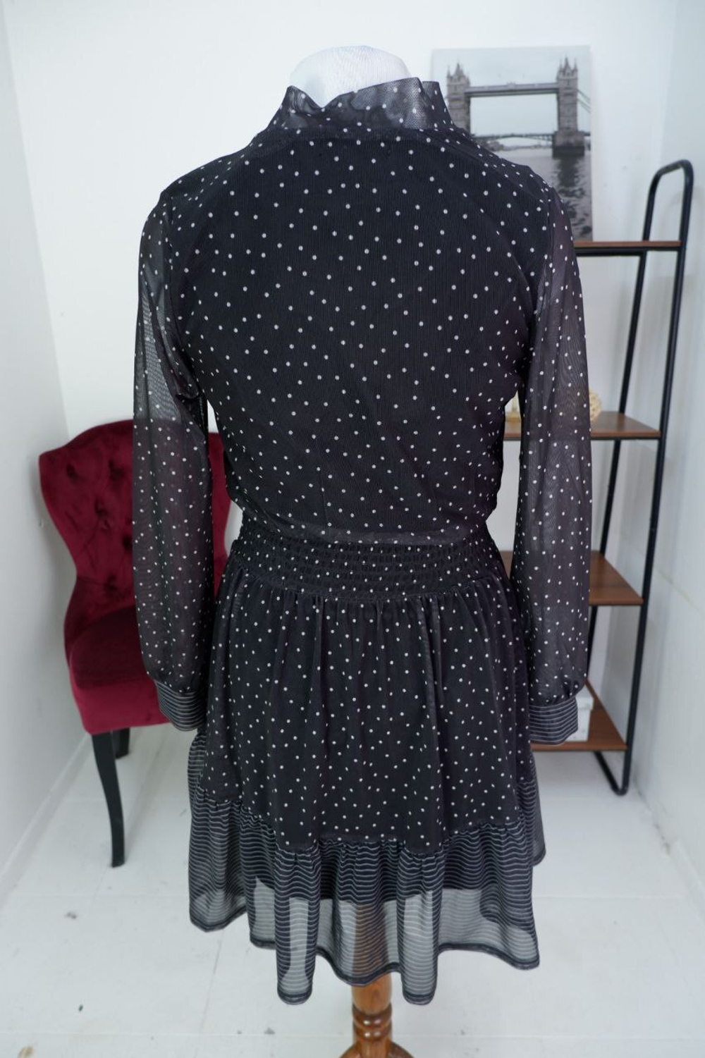 Платье RESERVED симпатичное 44 размер