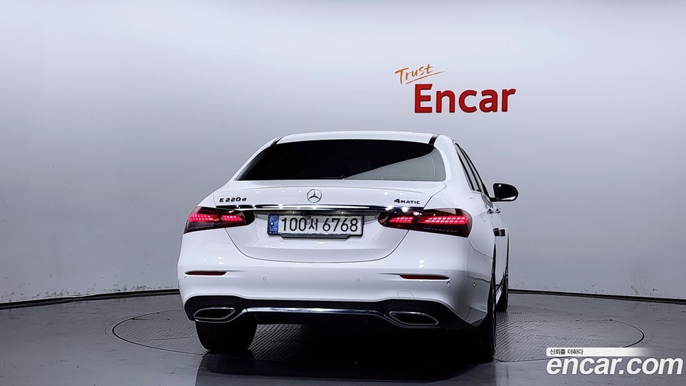Mercedes-Benz E-Class W213 E220d 4MATIC AMG Line (10.2020)