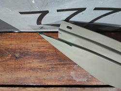 Накладка решетки радиатора Mazda CX-5 2 (KF) 17-25 Б/У Оригинал KSD4507E1