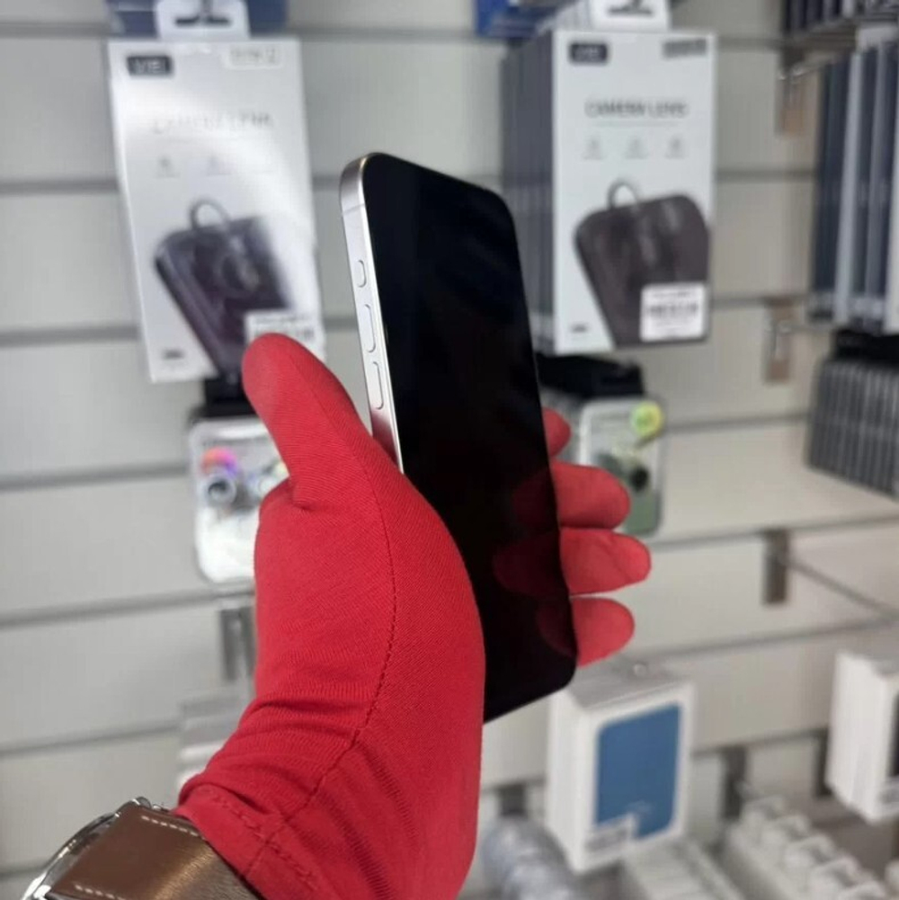 iPhone 15 Pro, 256 ГБ б/у