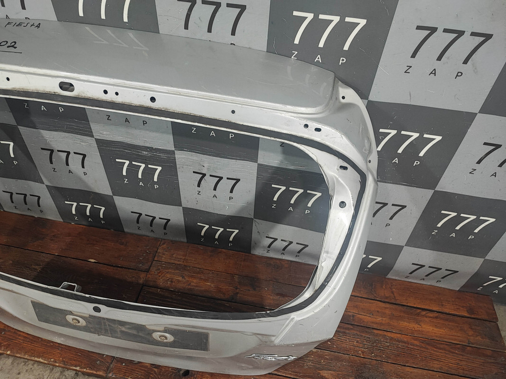 Крышка багажника Ford Fiesta 6 08-19 Б/У Оригинал 1763986