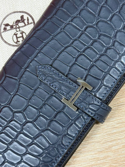 Кошелек Hermes из кожи крокодила