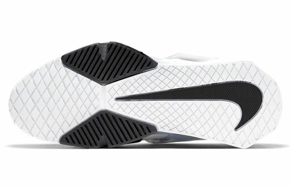 Кроссовки Nike Savaleos