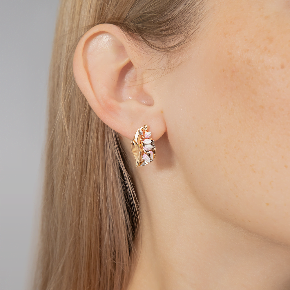 Серьги «Ландыши» с английским замком из комбинированного золота с эмалью