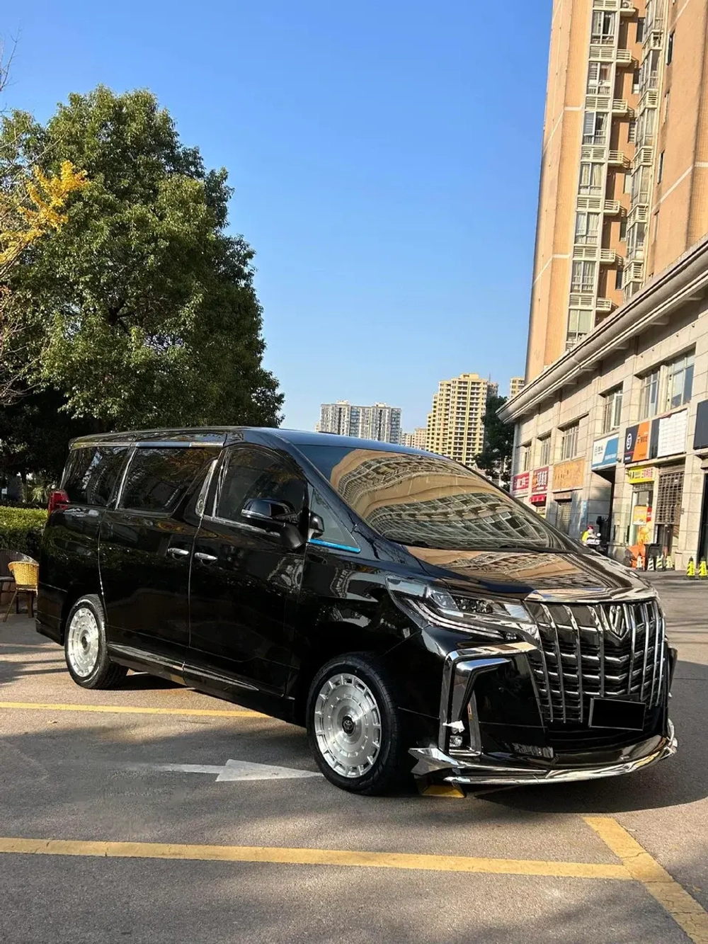 Кованые диски Toyota Alphard Тойота Альпард автомобильные диски колеса ковка диск