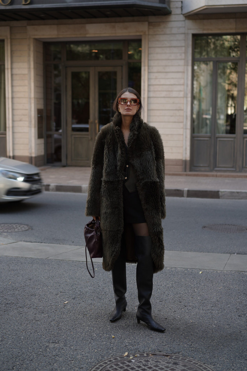 Дубленка двусторонняя Тиградо хаки удлиненная