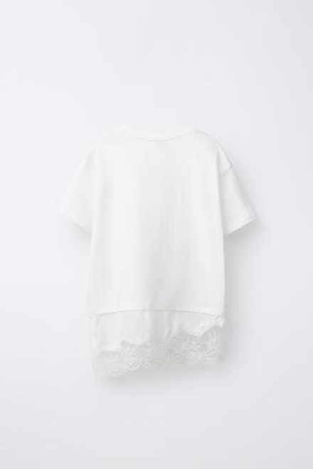 ZARA КОМБИНИРОВАННАЯ ФУТБОЛКА С КРУЖЕВОМ, БЕЛЫЙ