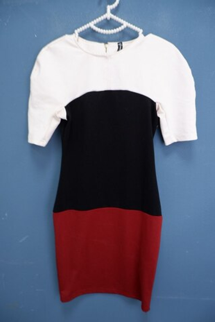 Платье Concept Club комбинированное 42 размер