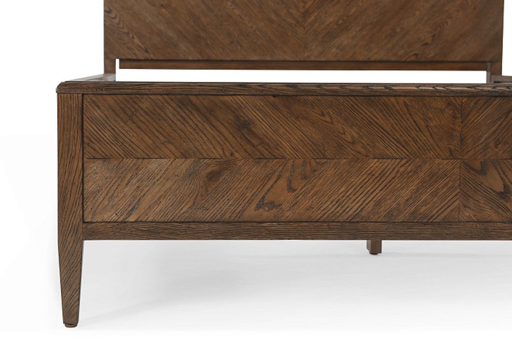 Кровать с деревянным изголовьем "Нова"