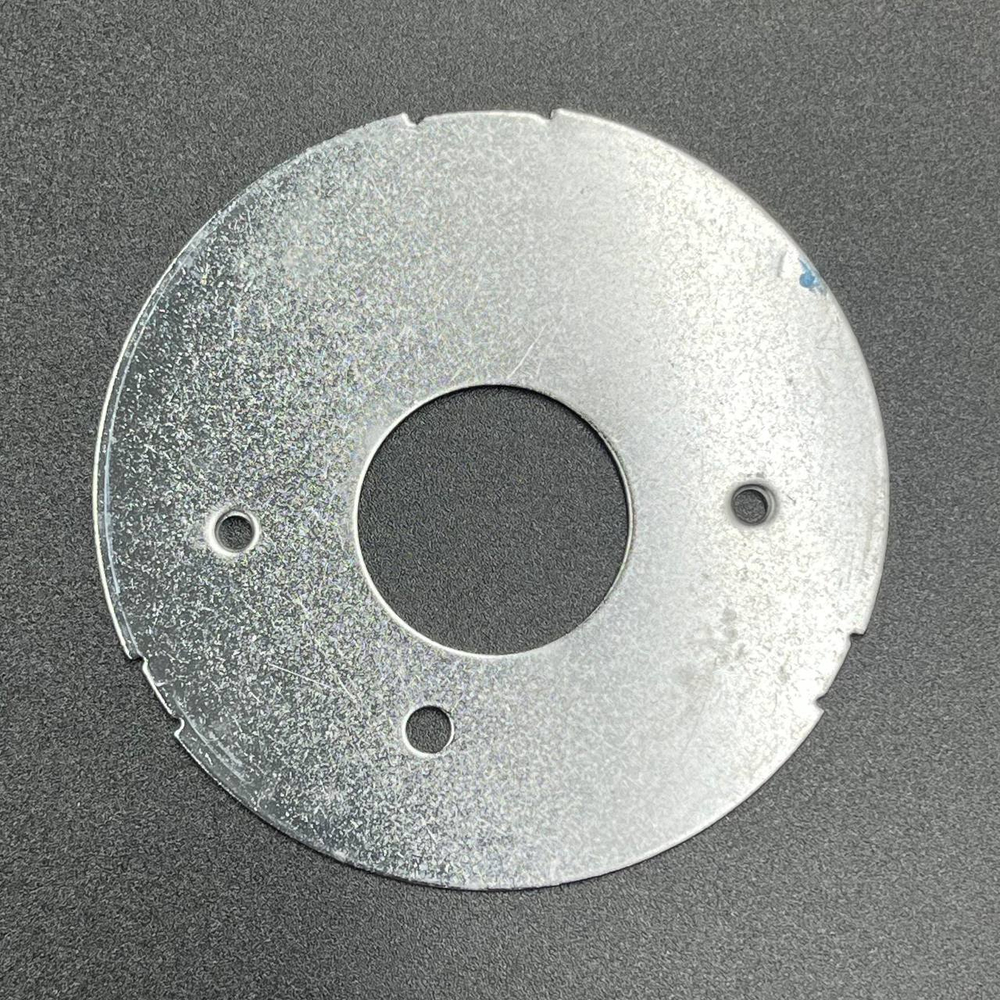 Стакан помпы охлаждения Suzuki DF90-140 (Пластина) (Suzuki)