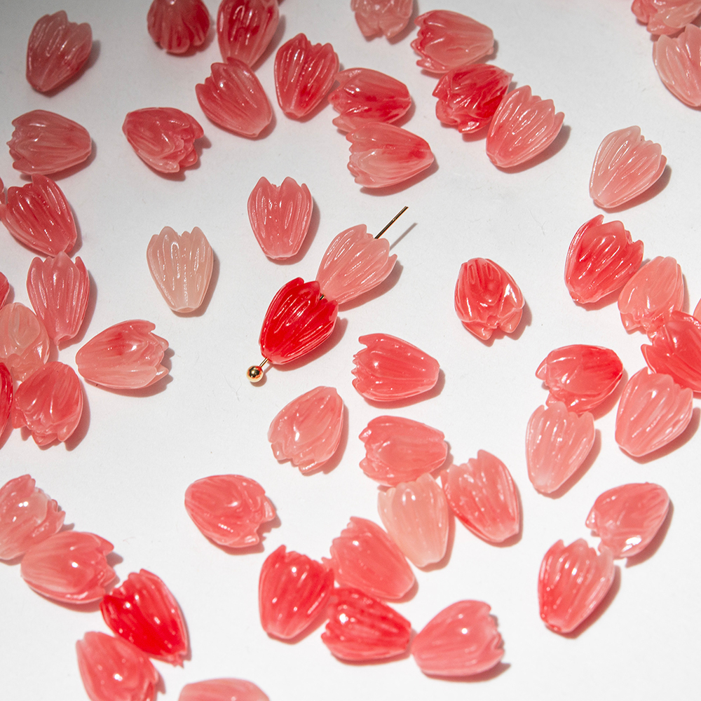 Подвеска резная "Магнолия", 8,5*6,5мм, коралловая пудра