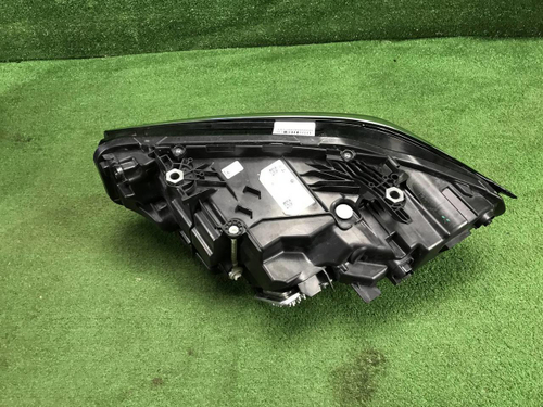 Фара правая BMW 3er G20 (2022-н.в.) LED (В сборе)