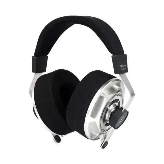 Final Audio D8000 DC Pro Edition Silver