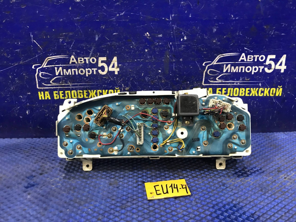 Щиток приборов NISSAN BLUEBIRD 1997