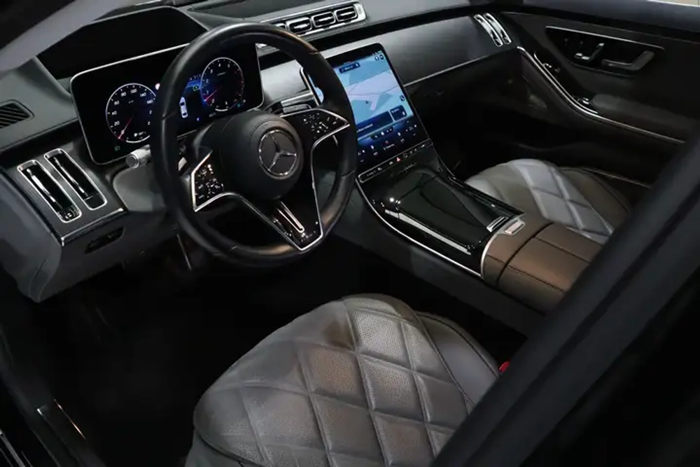 Mercedes-Benz S 680 MAYBACH V12/ CHAUFFEUR PACK/ HIGH END INTERIOR