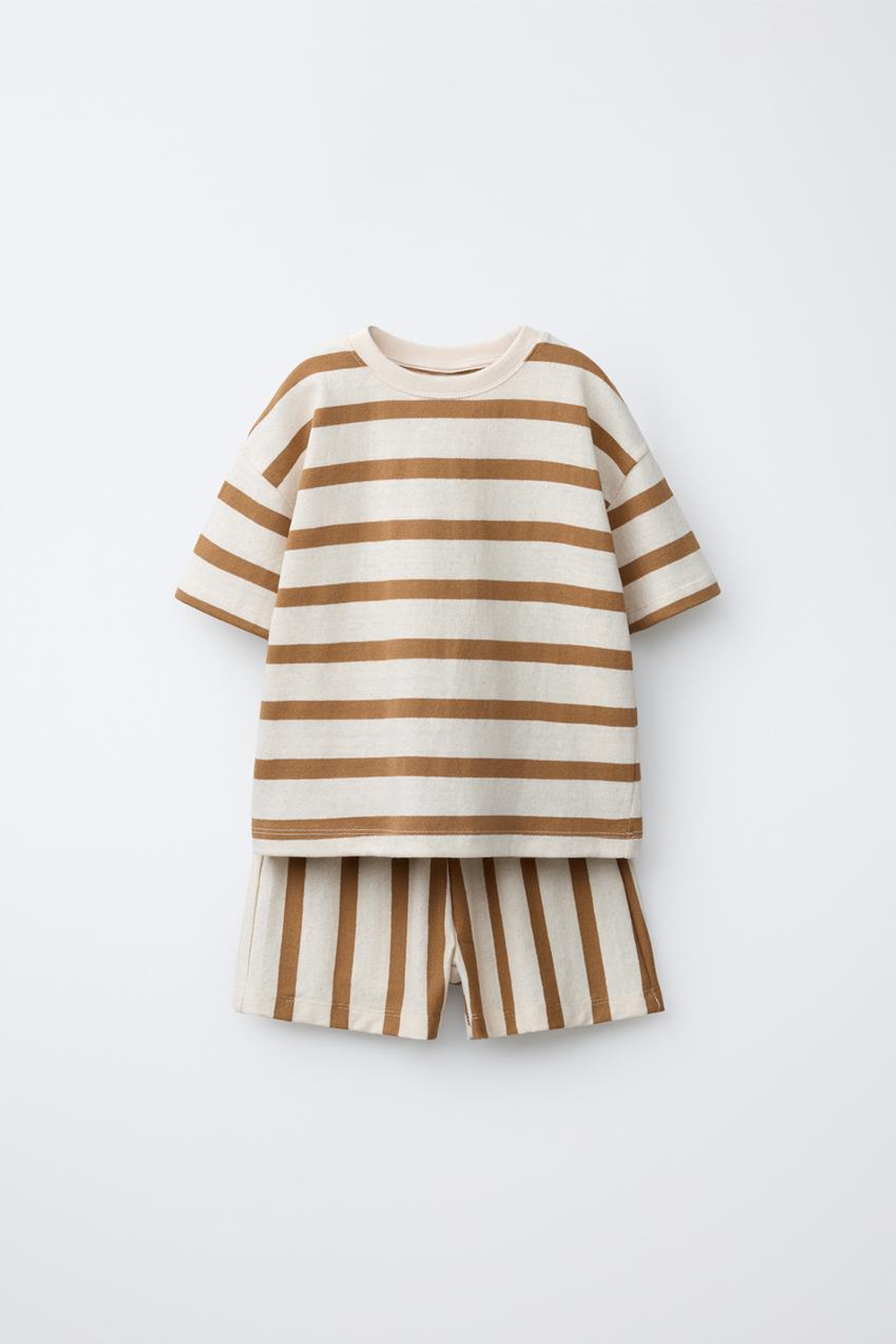 ZARA КОМПЛЕКТ ФУТБОЛКА И БЕРМУДЫ В ПОЛОСКУ, БЕЛЫЙ/КОРИЧНЕВЫЙ