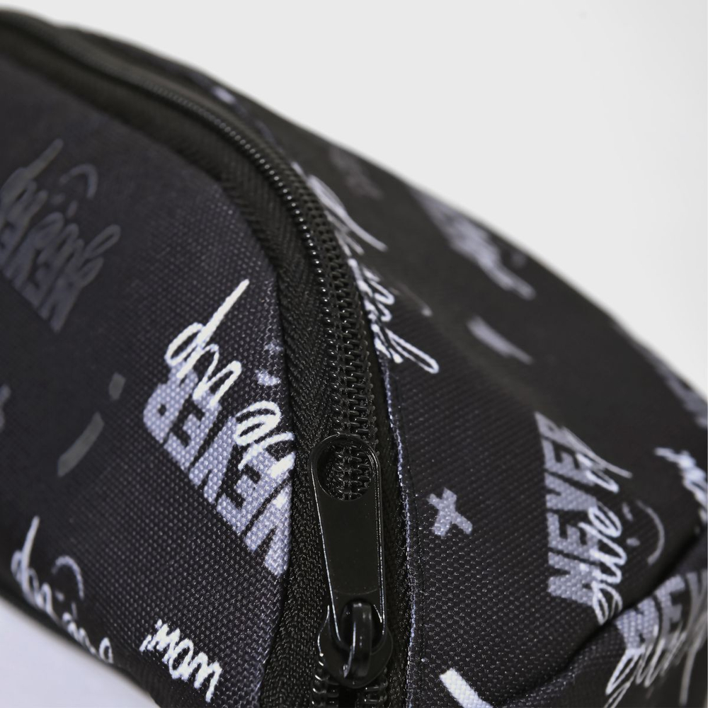 Поясная сумка с держателем для карт. Never give up