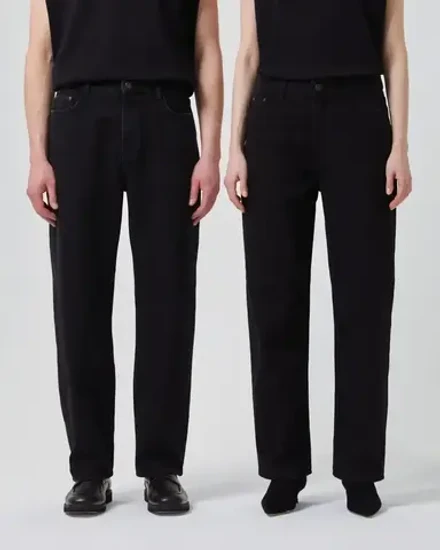 Джинсы Straight Fit черные