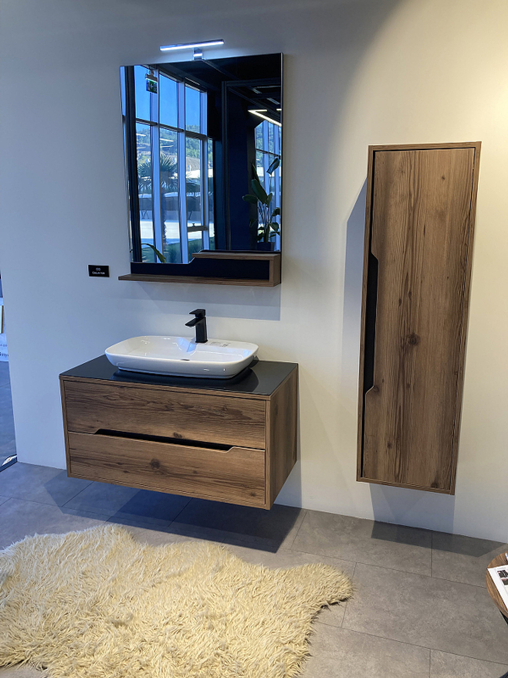 Зеркало Orka Galia 60x100 3000858 с подсветкой Lidya