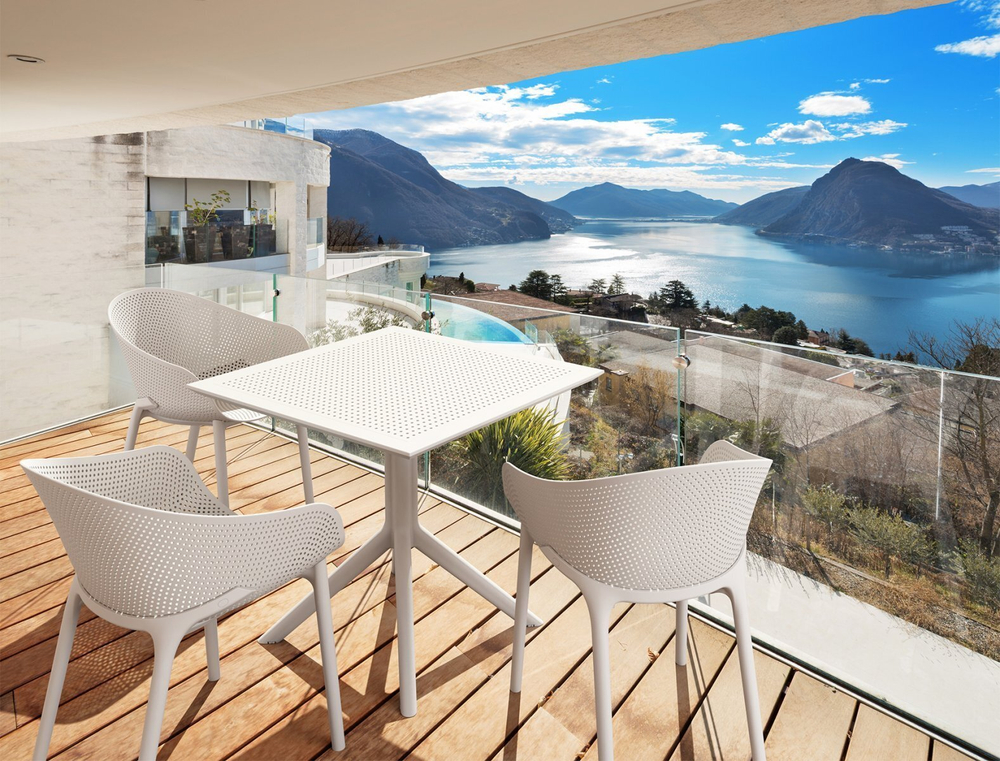 Комплект пластиковой мебели Siesta Contract Sky, белый