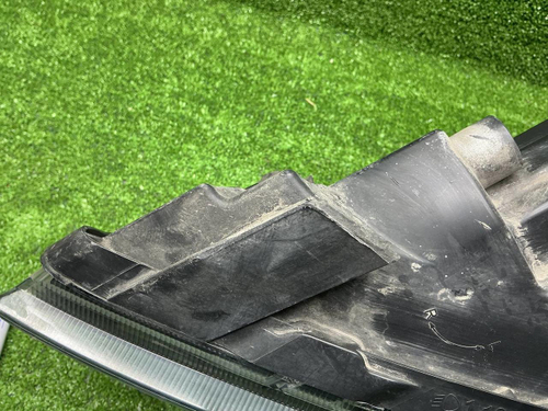 Фара левая Lada Granta (2018-н.в.) галоген