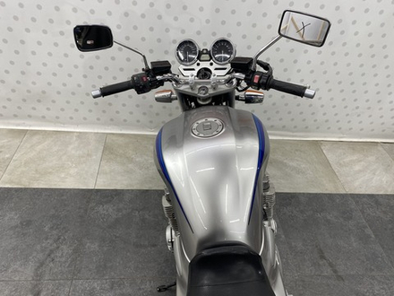 Yamaha XJR1300, 2004