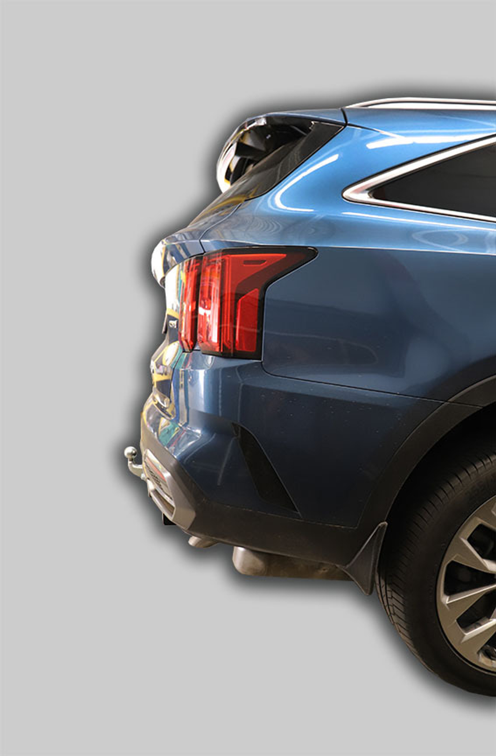 Фаркоп(прицепное) Лидер-Плюс для KIA SORENTO IV (MQ) 2020 - ... г. в. (C НЕРЖ. ПЛАСТИНОЙ)(паспорт и сертификат в комплекте)(без электрики)K132-F(N)