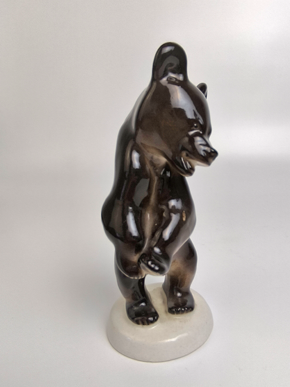 Фарфоровая статуэтка  "Медвежонок бурый стоящий" ЛФЗ