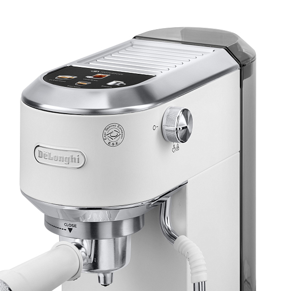 Кофеварка рожковая Delonghi EC890.WI