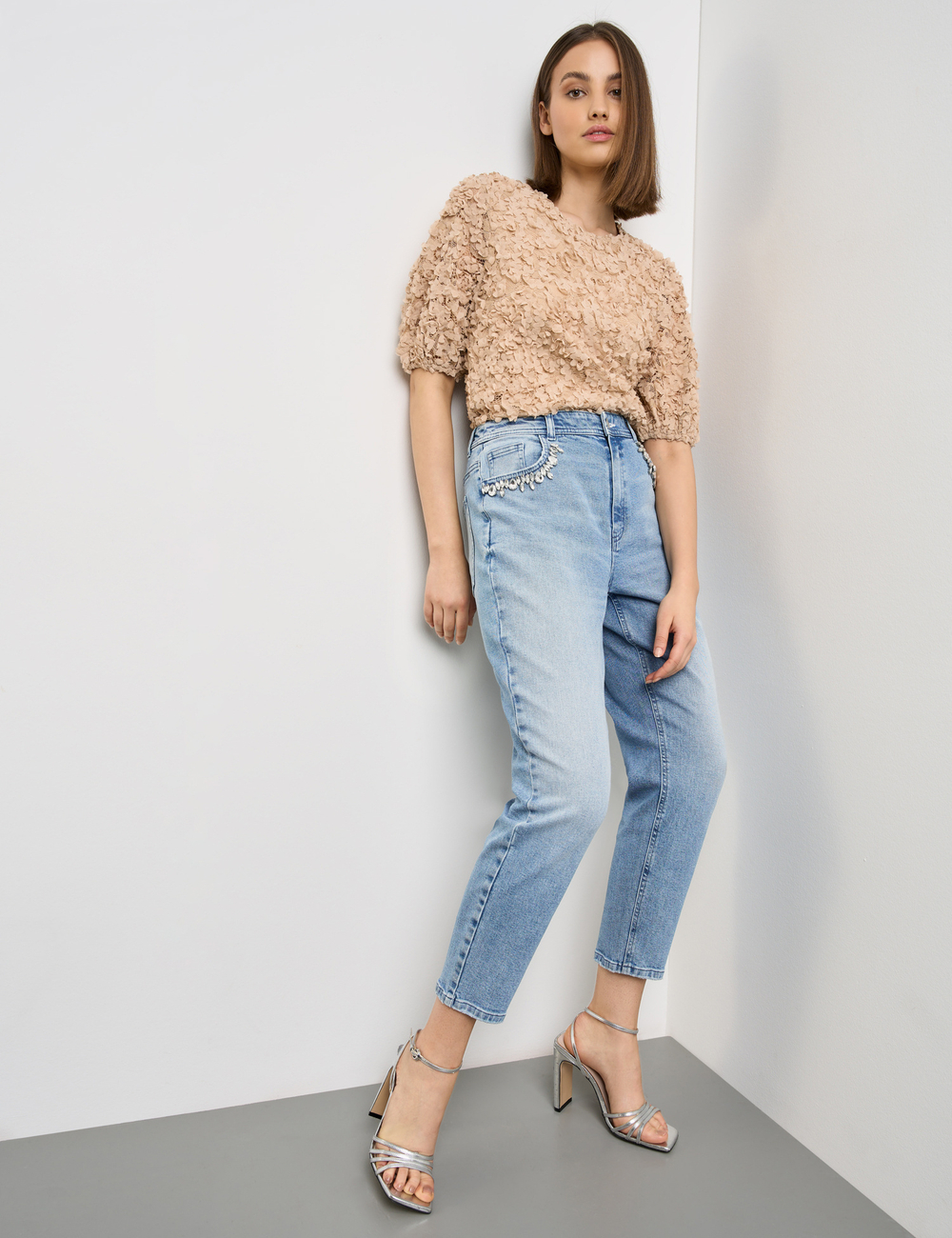 Джинсы женские TAIFUN