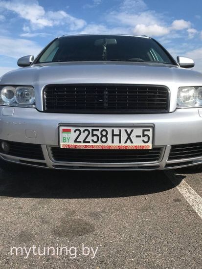 Решетка радиатора без значка для Audi A4 B6