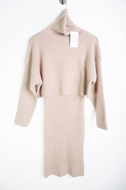 Костюм для элегантного образа, визуально на 44 размер